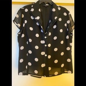 Evan-Picone Polka Dot Button Up Blouse